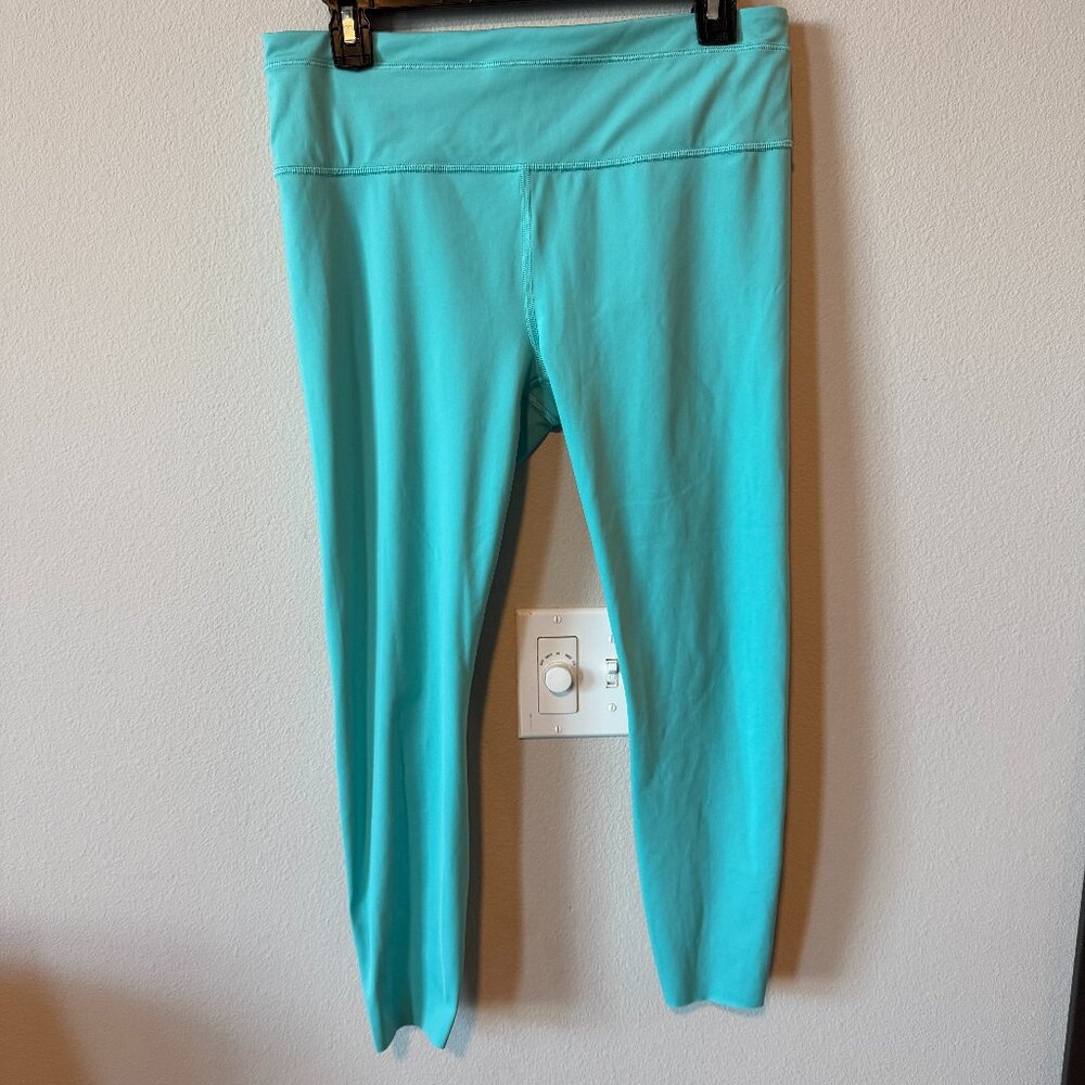 Athleta Accelerate 7/8 Tight Gulf Green Leggings Size Large